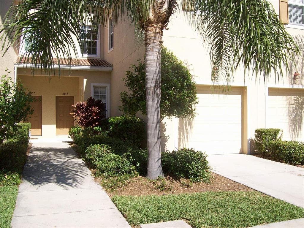 3459 PARKRIDGE CIRCLE UNIT 18-103