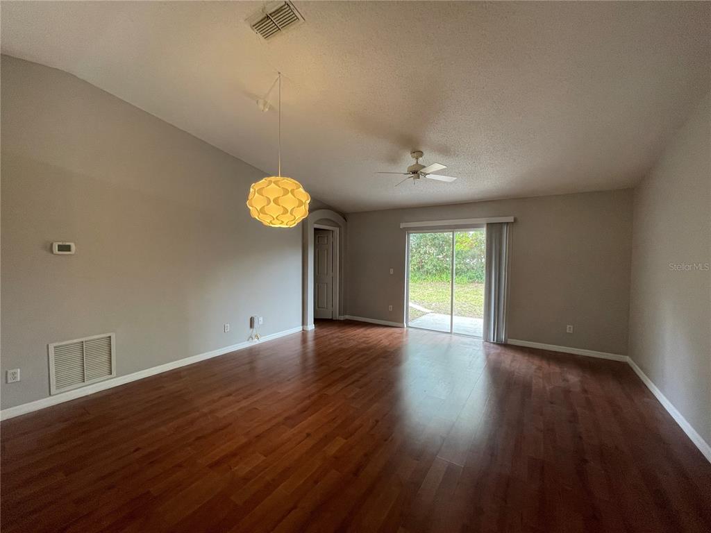 11185 CYPRESS LEAF DRIVE, ORLANDO, FL — photo 4 of 10