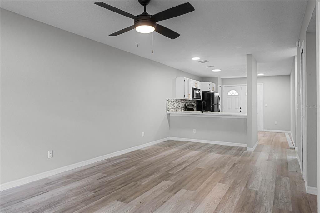 1067 SOPHIE BOULEVARD, ORLANDO, FL — photo 3 of 18