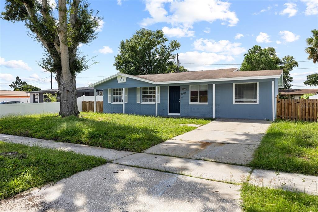 3505 LIBBY LOOP, TAMPA, FL — photo 3 of 30