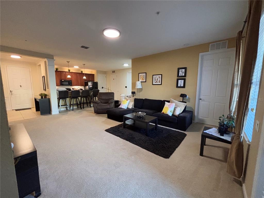 5048 SHOREWAY LOOP UNIT 101, ORLANDO, FL — photo 3 of 47