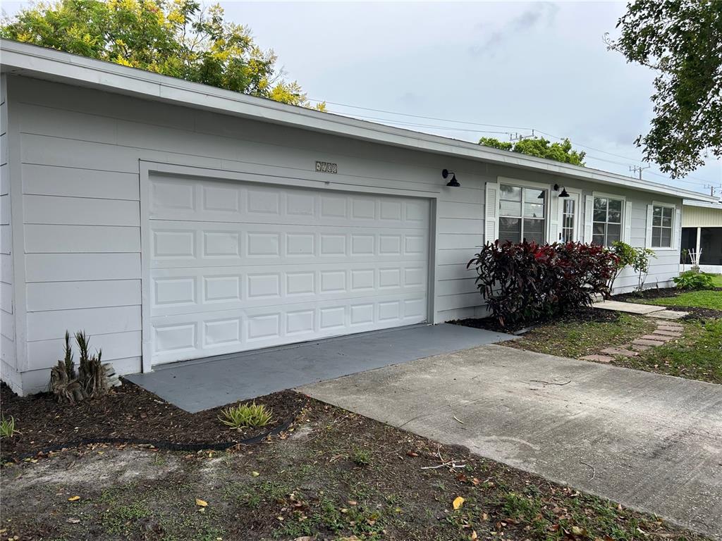 4708 PARK ACRES DRIVE, BRADENTON, FL — photo 4 of 30