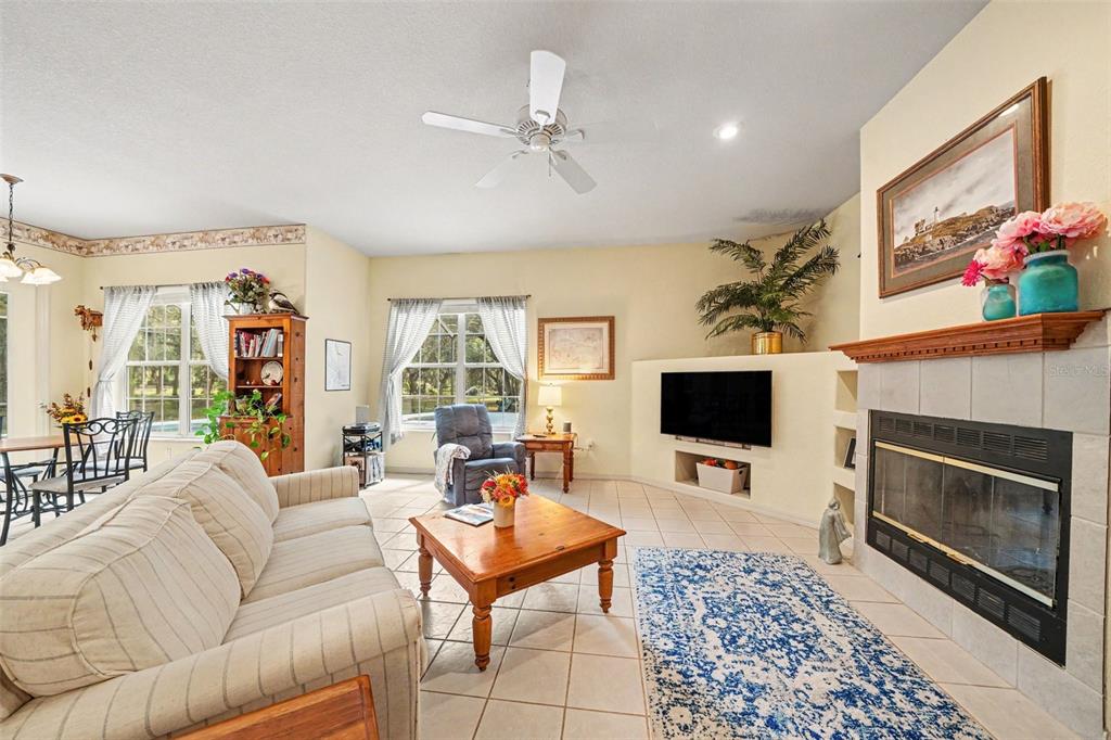 16731 SE 181ST TERRACE, WEIRSDALE, FL — photo 2 of 30