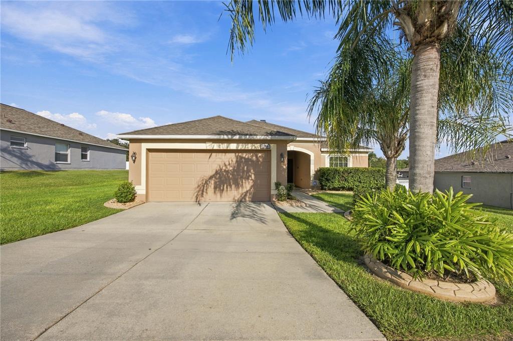 7919 MERCHANTVILLE CIRCLE, ZEPHYRHILLS, FL — photo 2 of 30