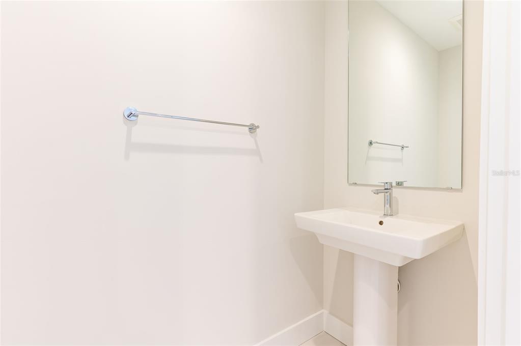275 1ST AVENUE SOUTH UNIT 2208, ST PETERSBURG, FL — photo 4 of 30