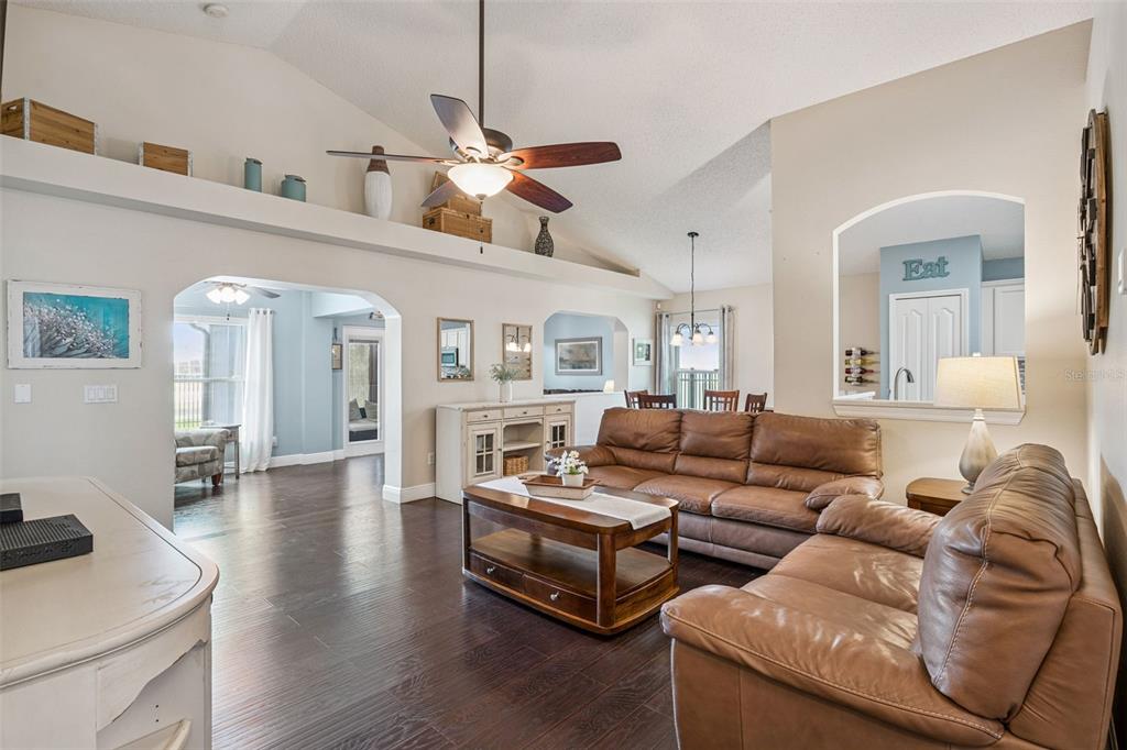 2219 HILLSHIRE DRIVE, ORLANDO, FL — photo 2 of 29