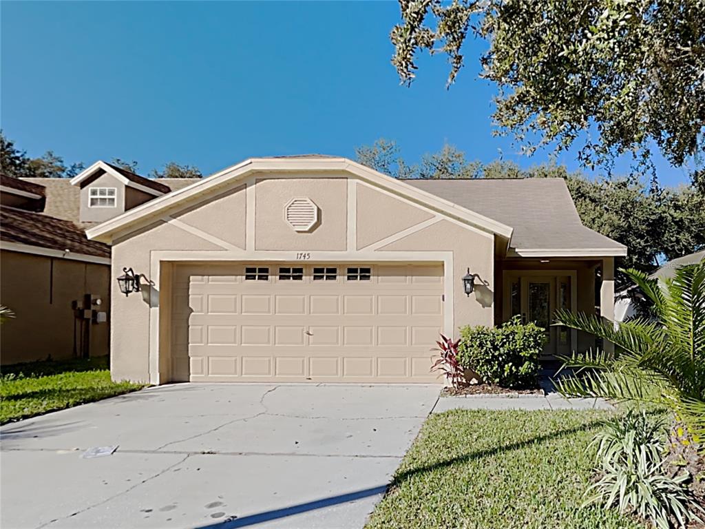 1745 HORSECHESTNUT COURT