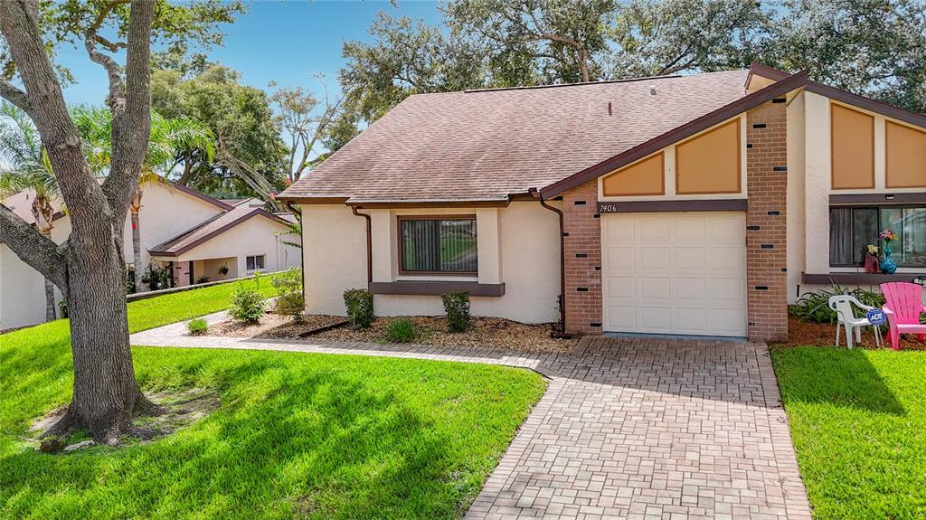 7406 HEATHER WALK DRIVE, WEEKI WACHEE, FL — photo 4 of 30
