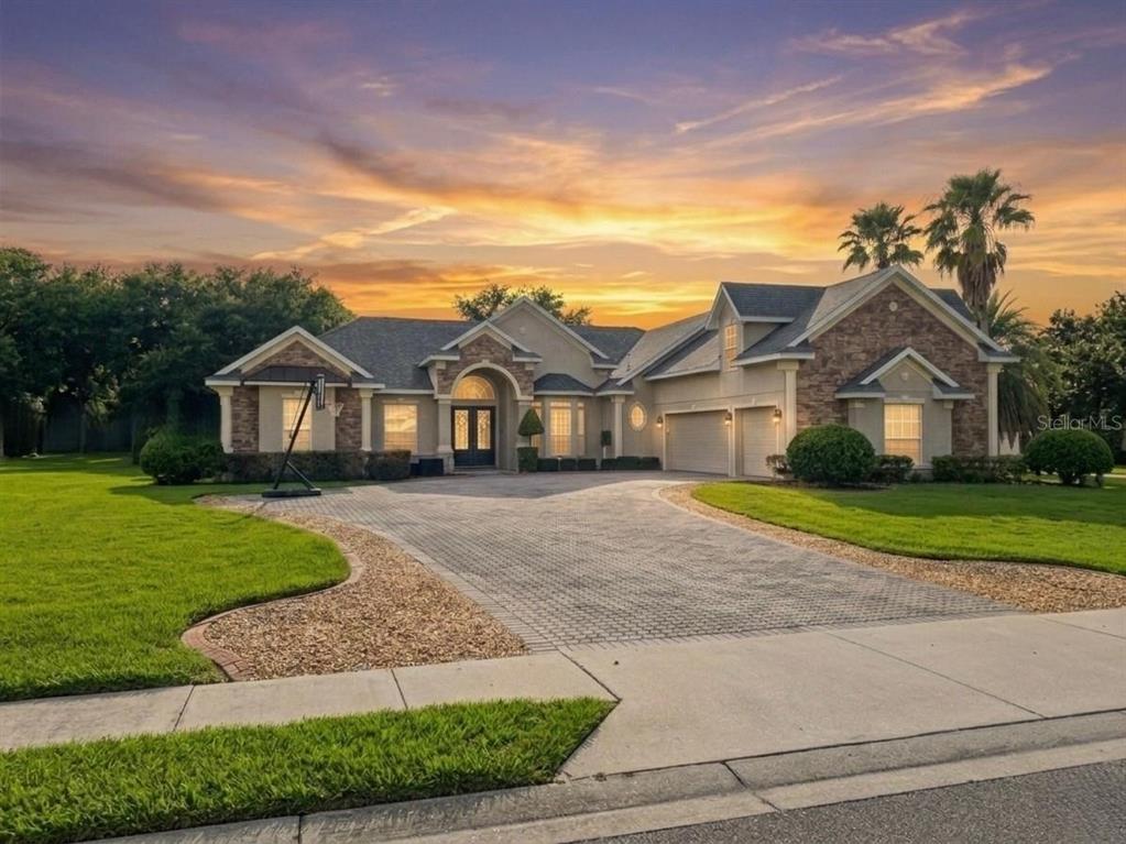 330 GLEN CLUB DRIVE