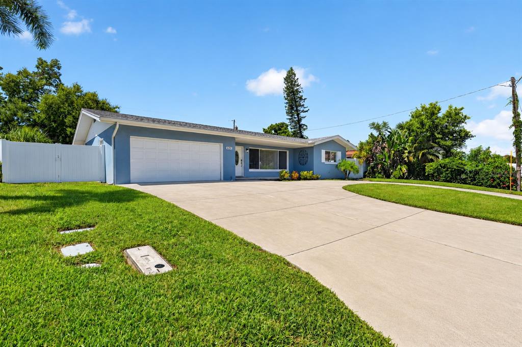 5191 41ST STREET S, ST PETERSBURG, FL — photo 3 of 46
