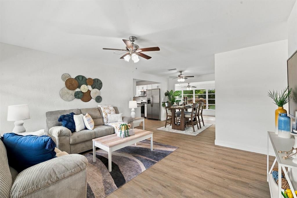 3030 COURTLAND STREET, SARASOTA, FL — photo 5 of 29