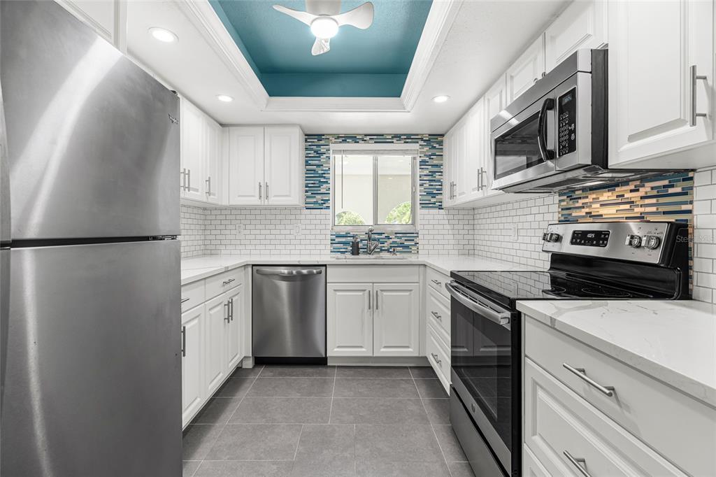 1647 SOUTHWOOD STREET UNIT 1647, SARASOTA, FL — photo 5 of 30