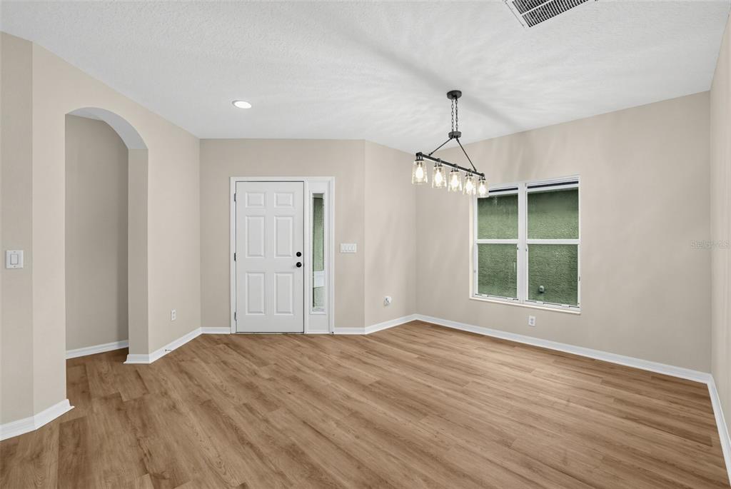 7876 CARRIAGE POINTE DRIVE, GIBSONTON, FL — photo 5 of 26