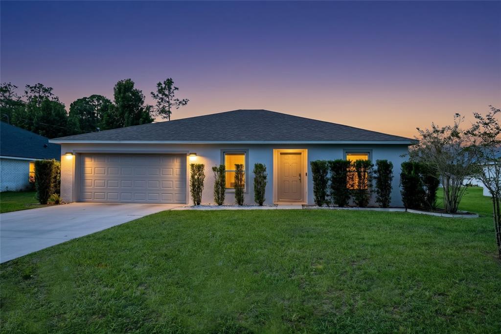 32 RAMROCK LANE