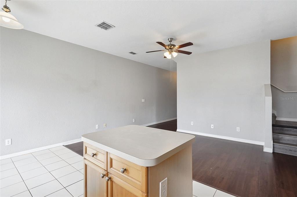 7041 OPAL DRIVE, LARGO, FL — photo 5 of 25