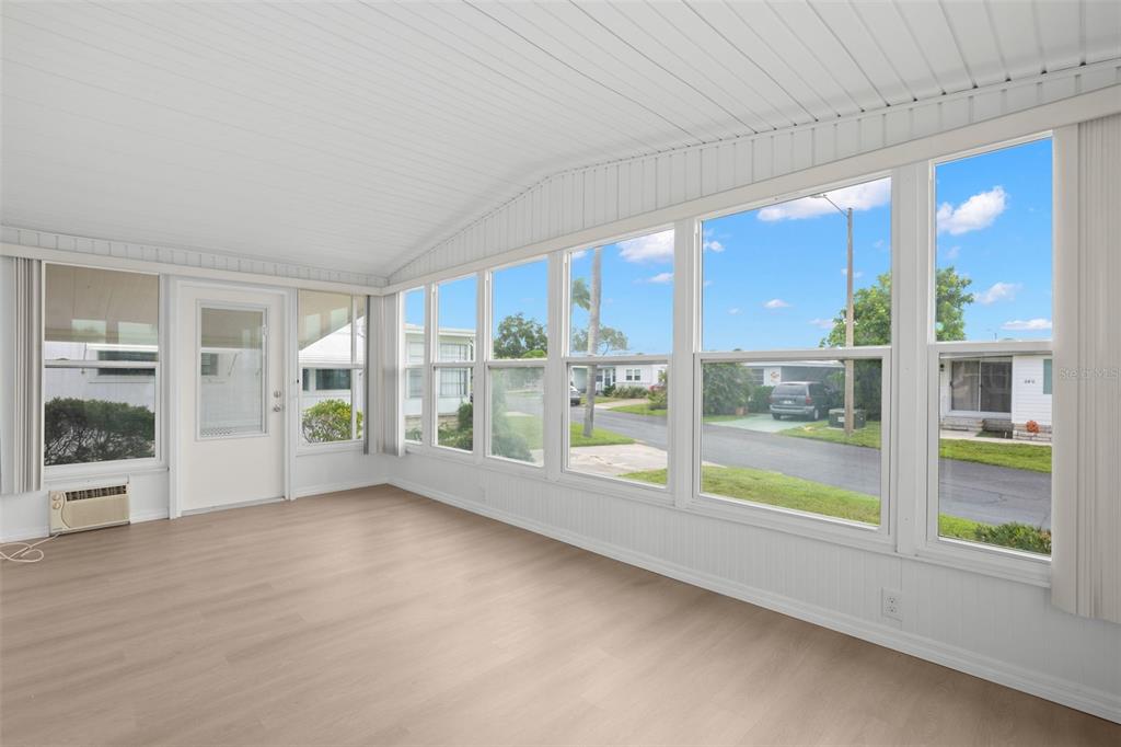 641 MOUNT LANCASTER AVENUE NE UNIT 637, ST PETERSBURG, FL — photo 5 of 50