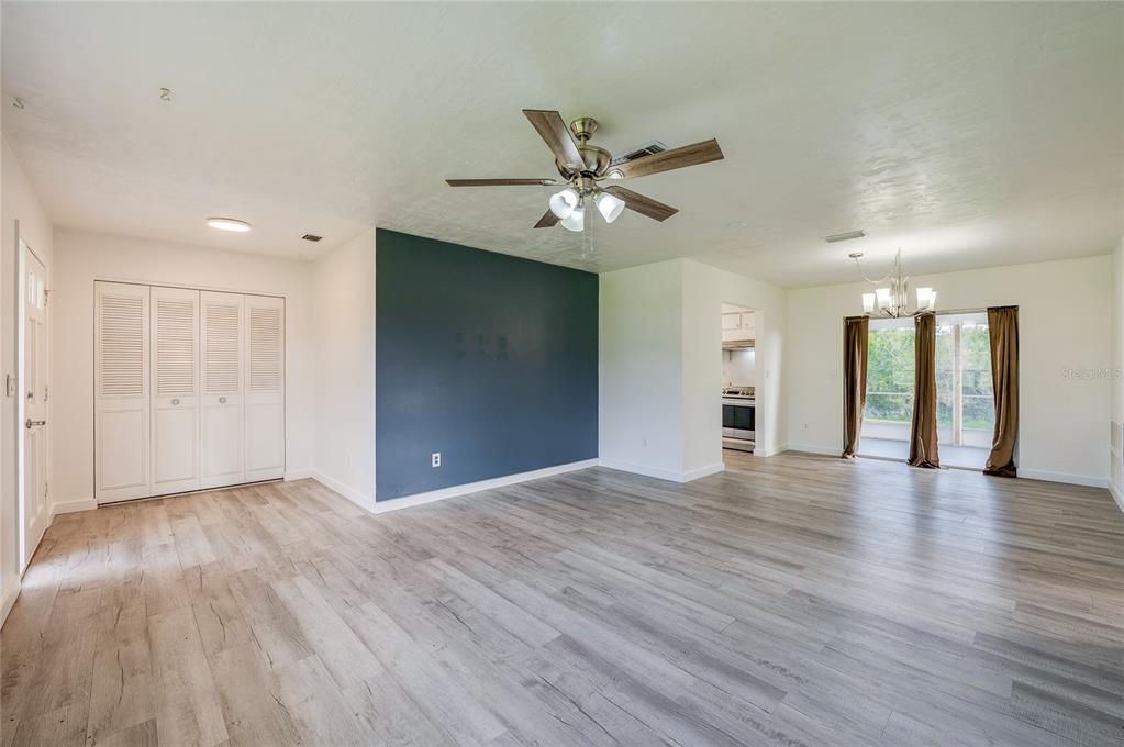 971 N WAYCROSS CIRCLE, DELTONA, FL — photo 2 of 37