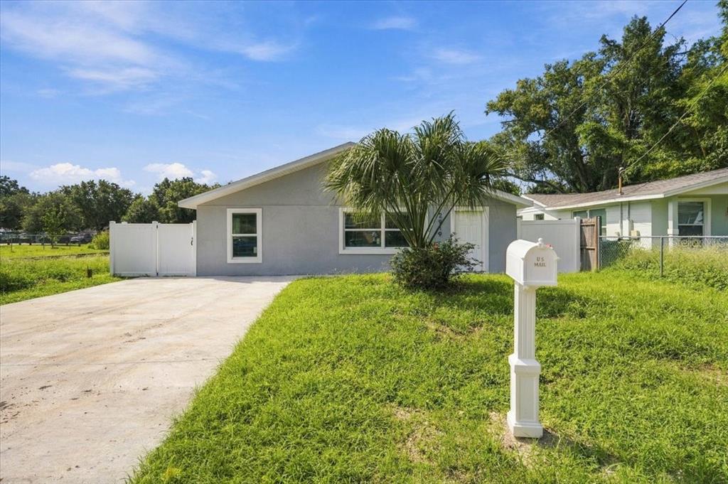 2919 E 19TH AVENUE, TAMPA, FL — photo 2 of 30