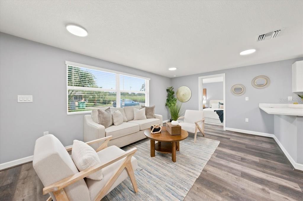 2919 E 19TH AVENUE, TAMPA, FL — photo 4 of 30