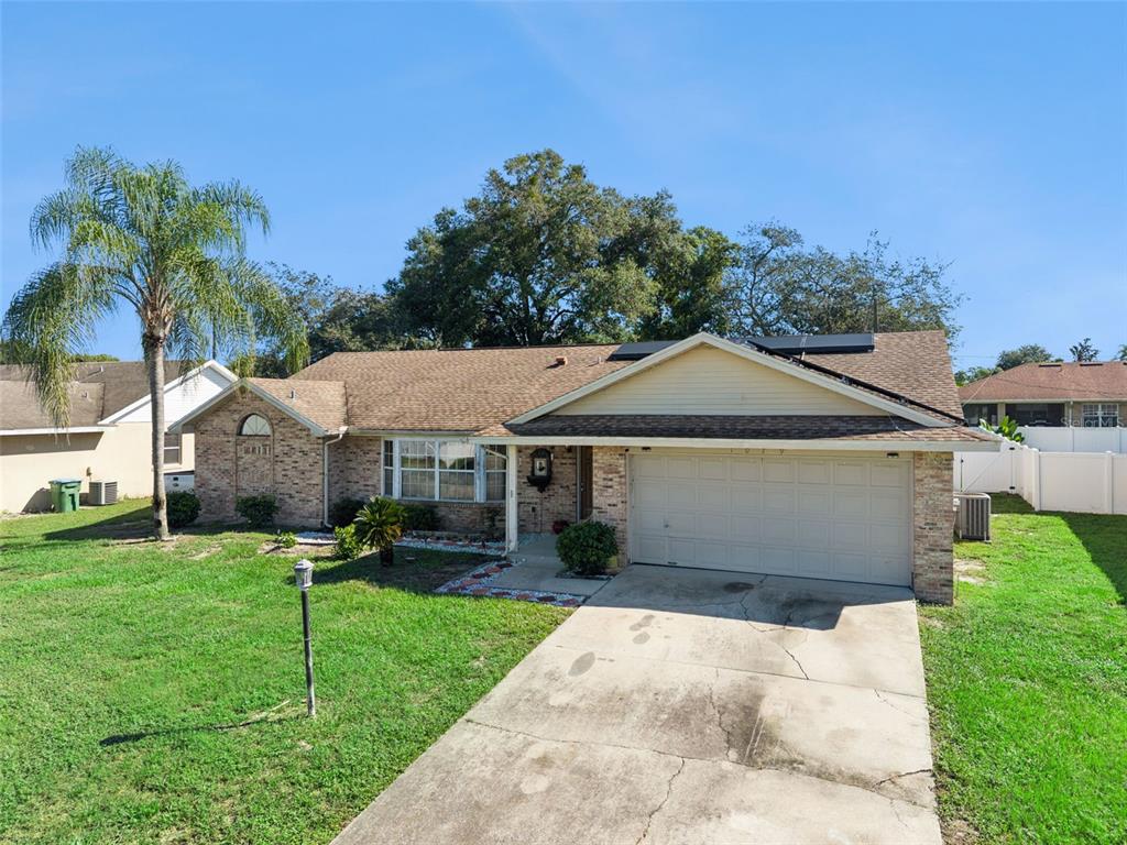 1079 W HANCOCK DRIVE, DELTONA, FL — photo 4 of 30