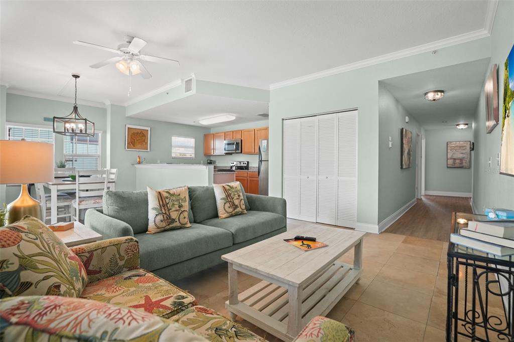 10315 GULF BOULEVARD UNIT 106, TREASURE ISLAND, FL — photo 4 of 30
