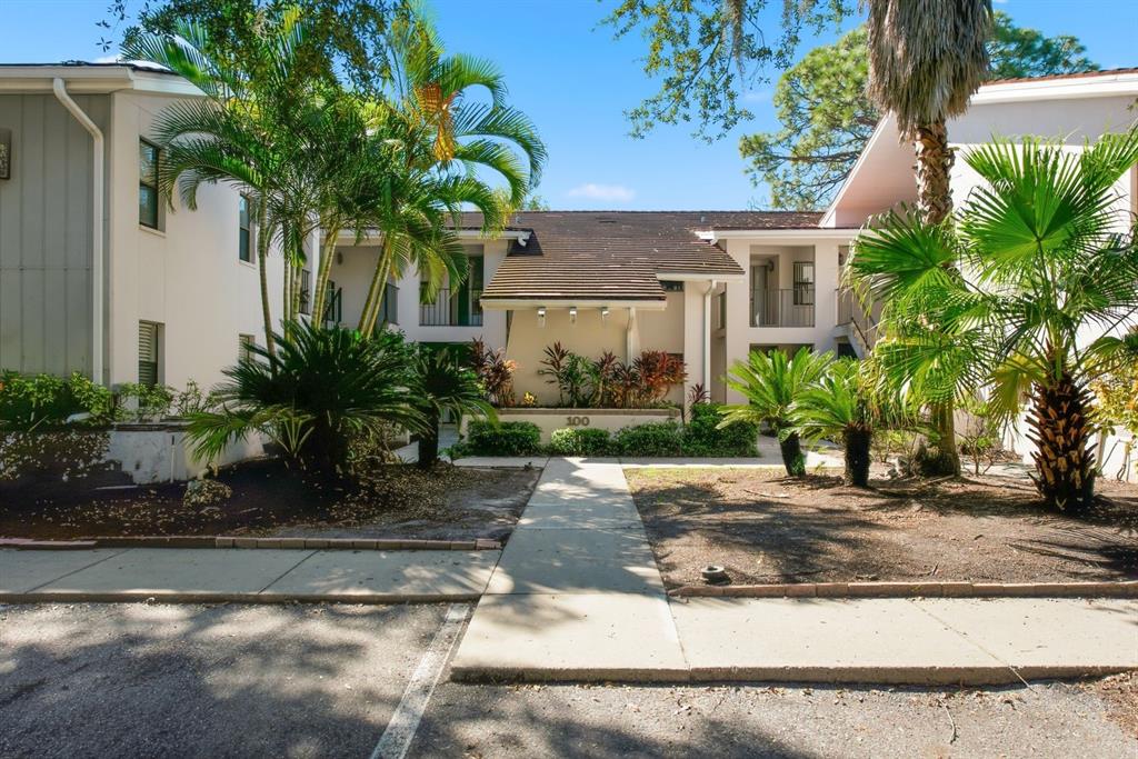 300 S FLORIDA AVENUE UNIT 100L