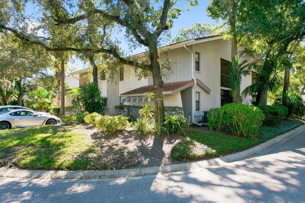 300 S FLORIDA AVENUE UNIT 100L, TARPON SPRINGS, FL — photo 2 of 36