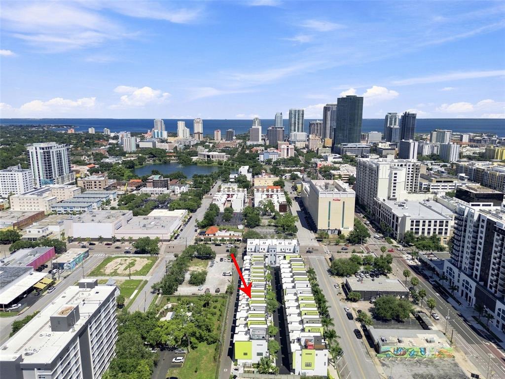 931 ARLINGTON AVENUE N, ST PETERSBURG, FL — photo 2 of 50