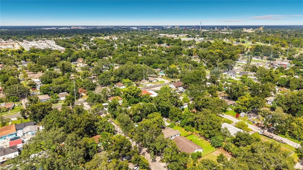8307 N ELMER STREET, TAMPA, FL — photo 4 of 30