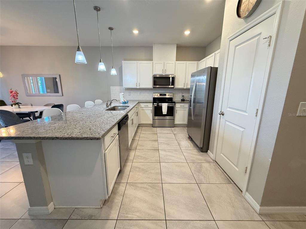 5147 ADELAIDE DRIVE, KISSIMMEE, FL — photo 5 of 26
