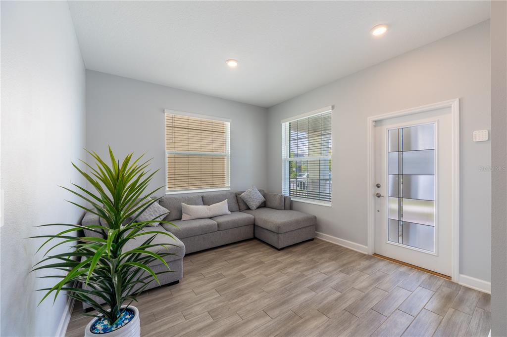 11456 RHYME AVENUE, ORLANDO, FL — photo 3 of 45