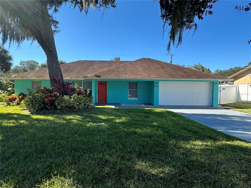 1732 SABAL PALM DRIVE
