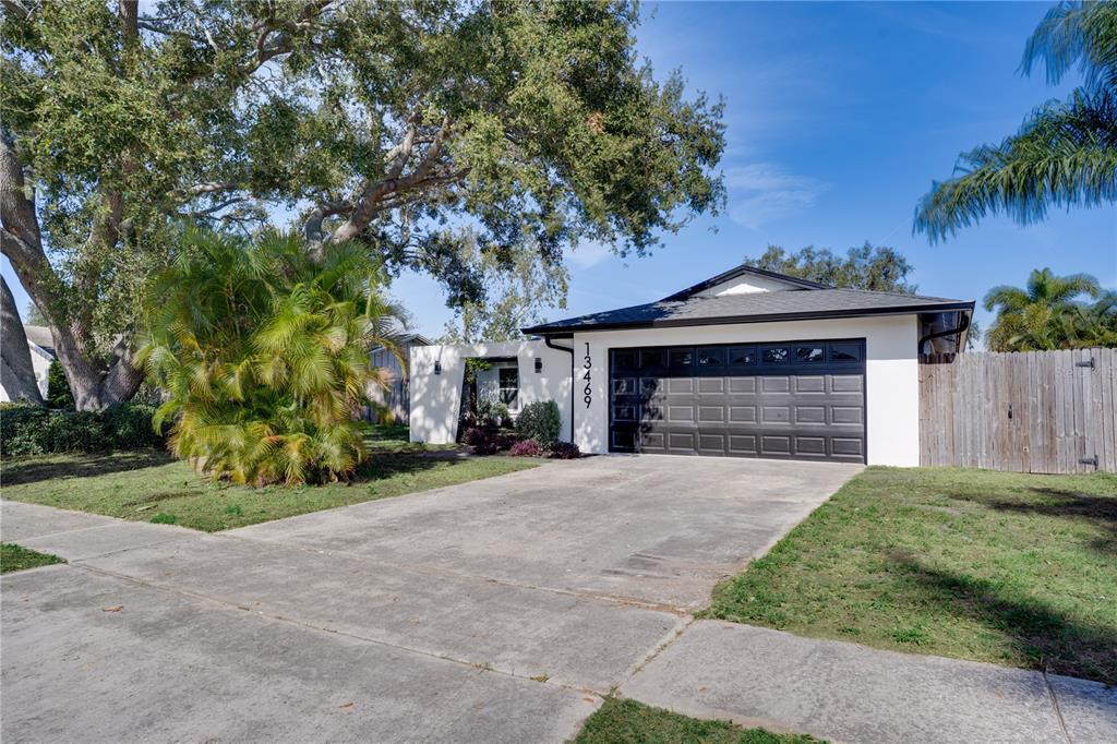 13469 SOL VISTA DR