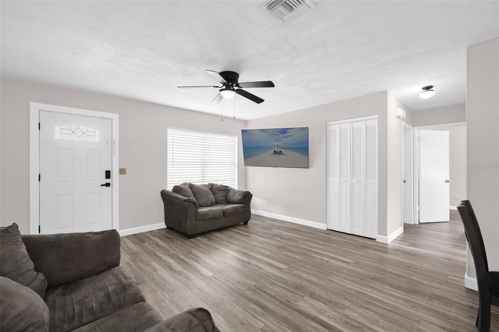 675 HAGER STREET, DELTONA, FL — photo 4 of 30