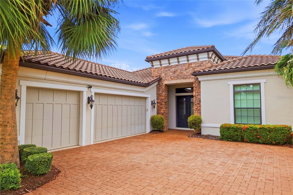 13309 MALACHITE DRIVE, BRADENTON, FL — photo 2 of 30
