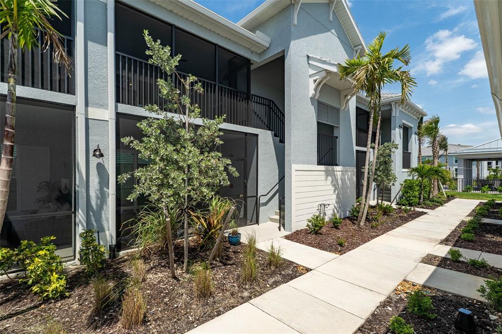 14241 HERITAGE LANDING BOULEVARD UNIT 1827