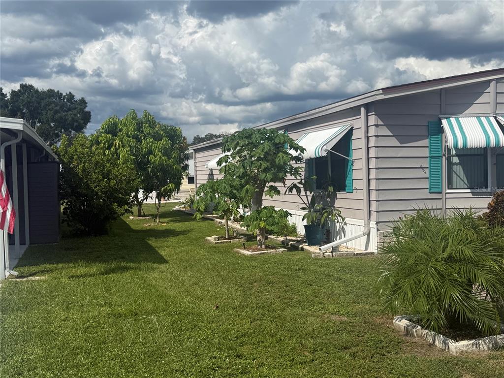133 S SAINT THOMAS CIRCLE, APOLLO BEACH, FL — photo 2 of 3