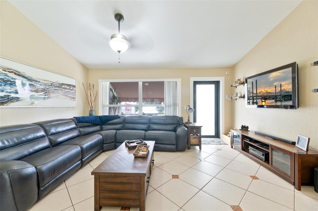11841 NW 33RD STREET, SUNRISE, FL — photo 5 of 30