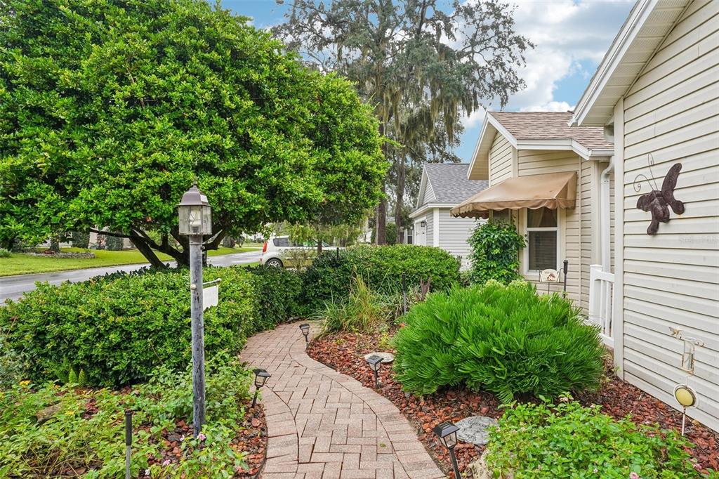 460 LOMA PASEO DRIVE, THE VILLAGES, FL — photo 5 of 30