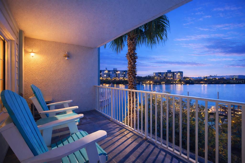 399 2ND STREET UNIT 216