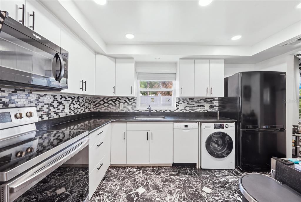 5060 76TH AVENUE N UNIT 100, PINELLAS PARK, FL — photo 5 of 25