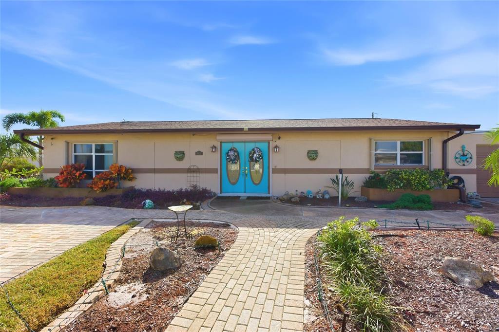 608 LA GORCE DR