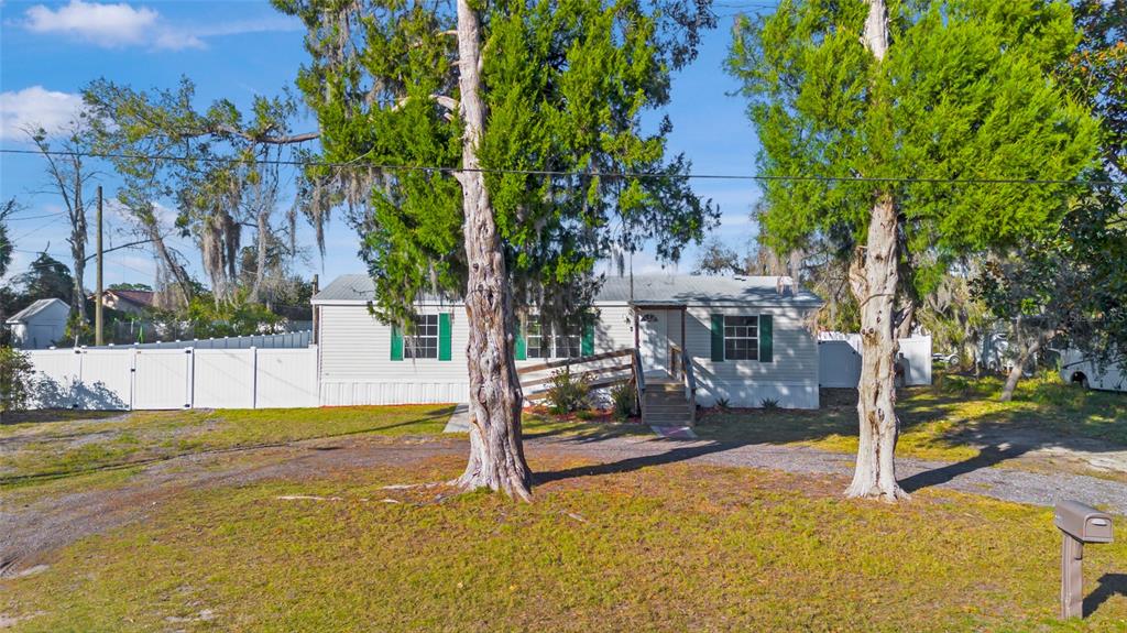 9641 NORM STREET