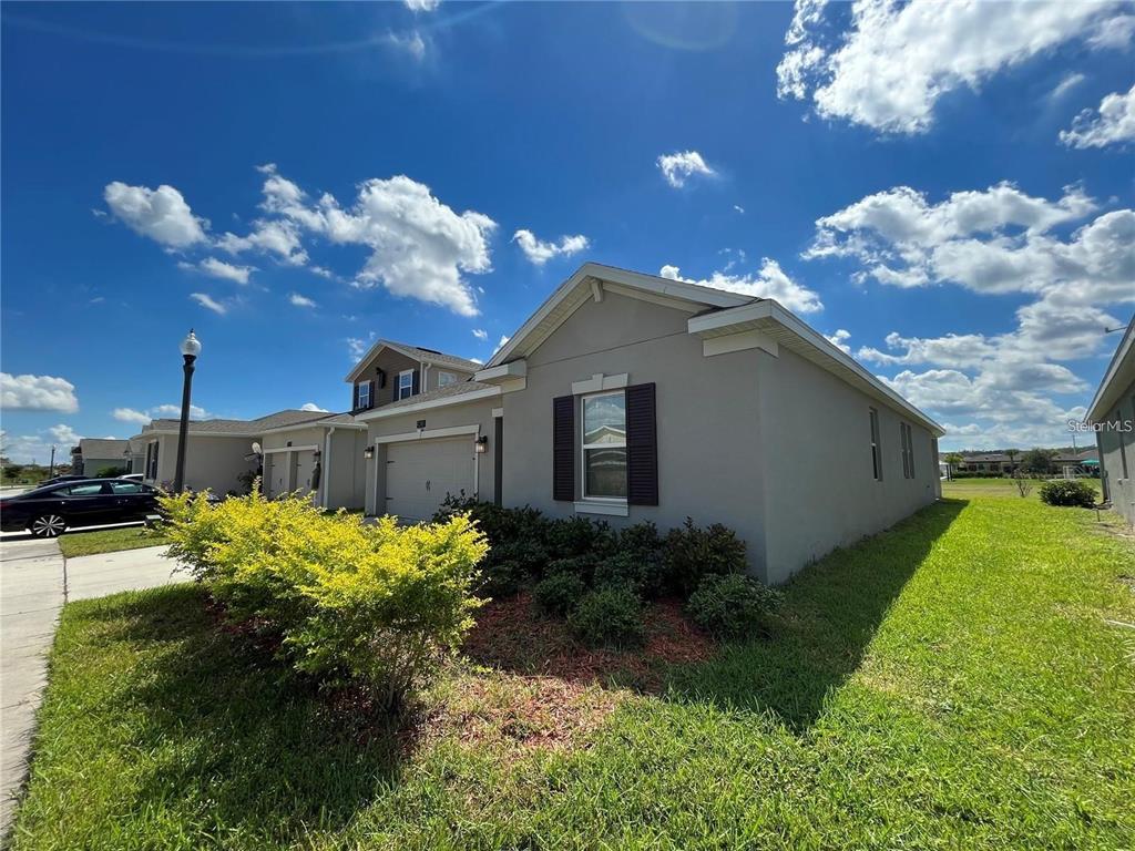4310 SEVEN CANYONS DRIVE, KISSIMMEE, FL — photo 2 of 30