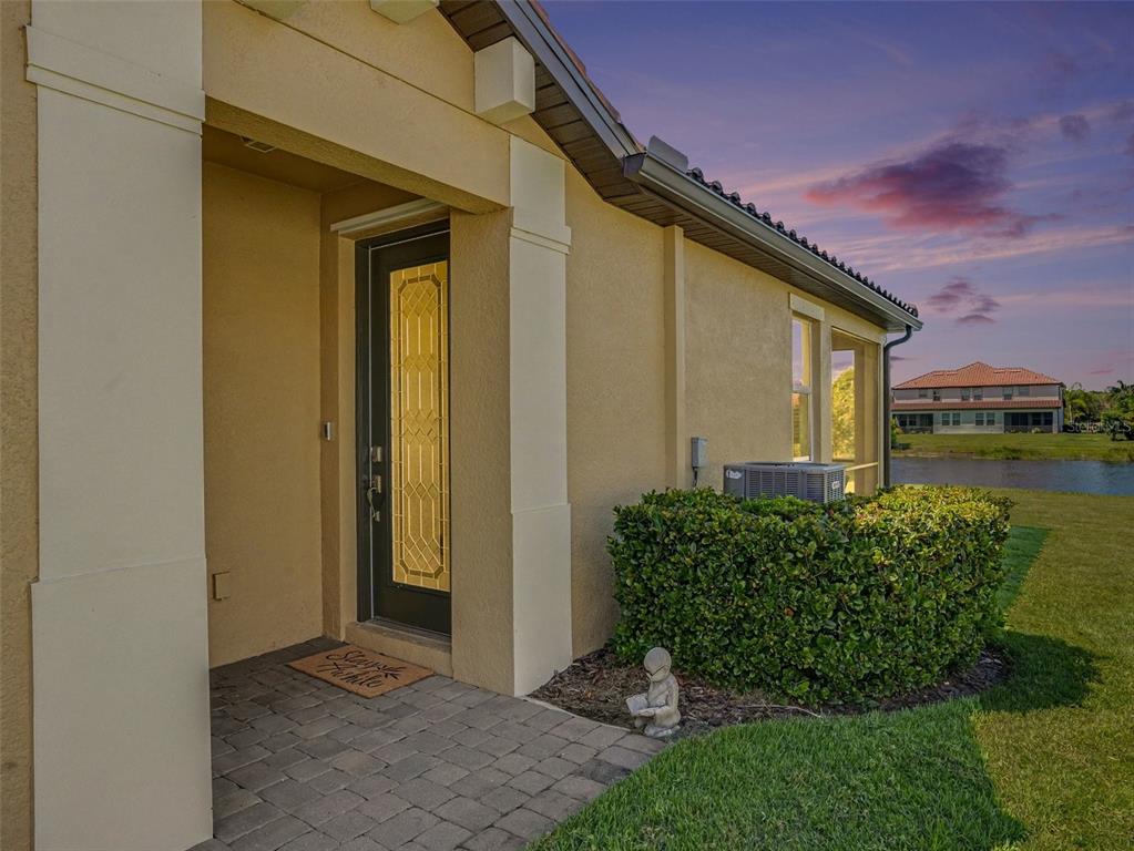 2606 AVOLET COURT, BRADENTON, FL — photo 2 of 30