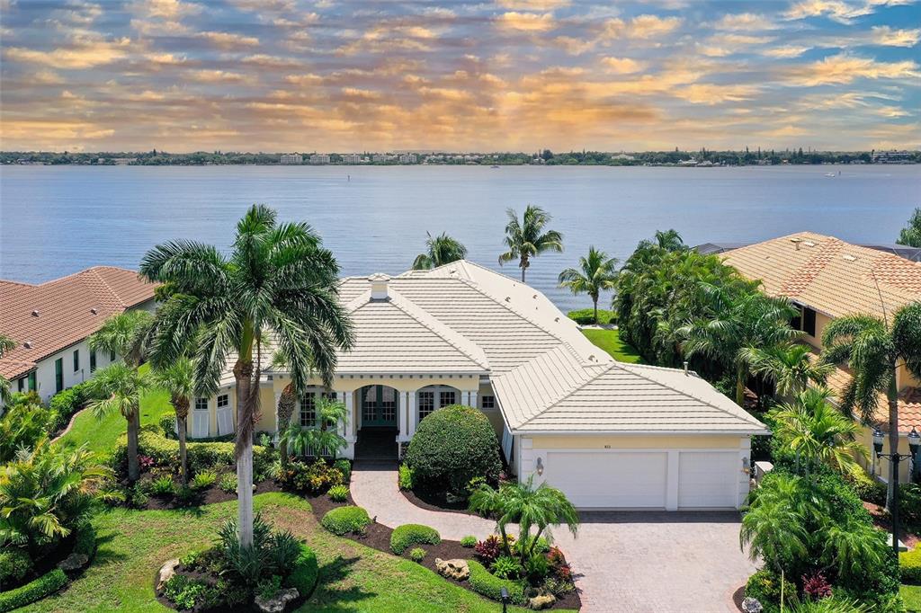 811 RIVIERA DUNES WAY