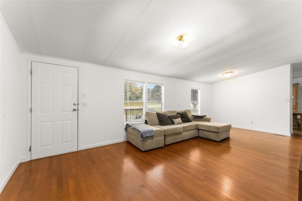 13519 SW 89TH TERRACE, ARCHER, FL — photo 3 of 30