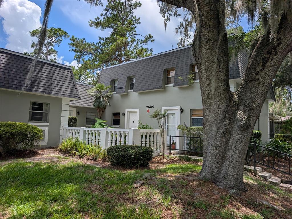 2524 SE 15TH AVENUE UNIT B