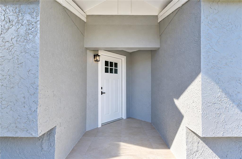 404 LAKEVIEW DRIVE, OLDSMAR, FL — photo 5 of 49