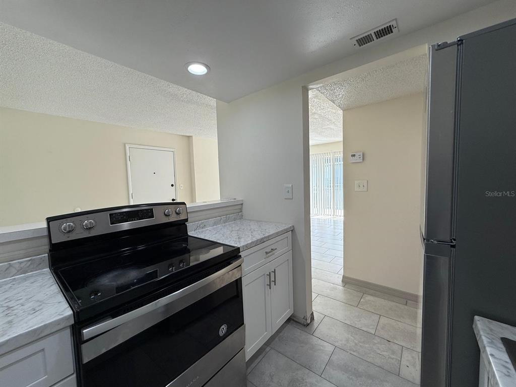 941 W OAK RIDGE ROAD UNIT D, ORLANDO, FL — photo 5 of 16